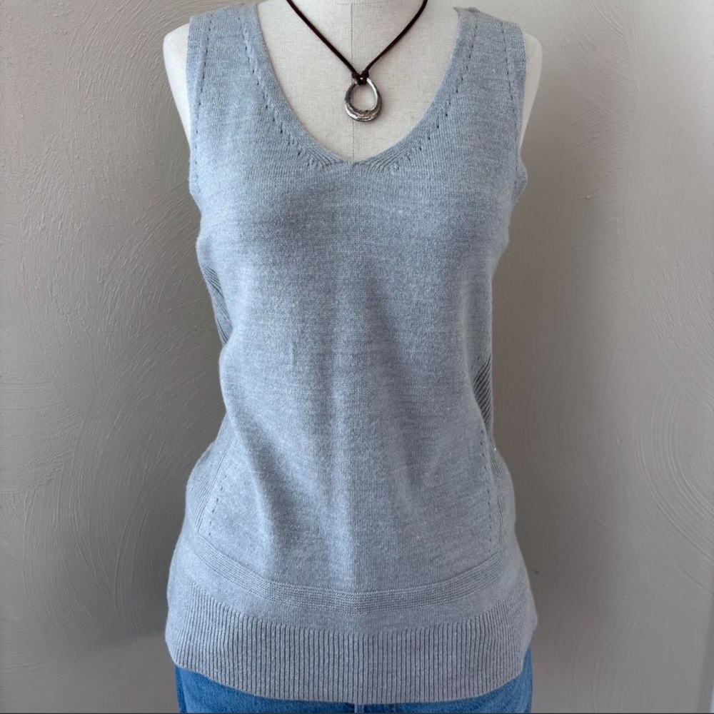 Apt. 9 Light Gray Shimmer Knit Top